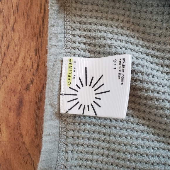Offline by Aerie Size Large Light Green Thermal Shirt - Picture 5 of 8